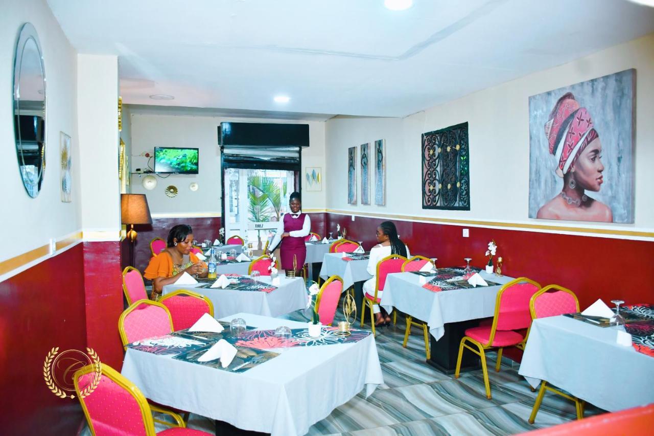 Tchang Hotel Restaurant Constellation מראה חיצוני תמונה