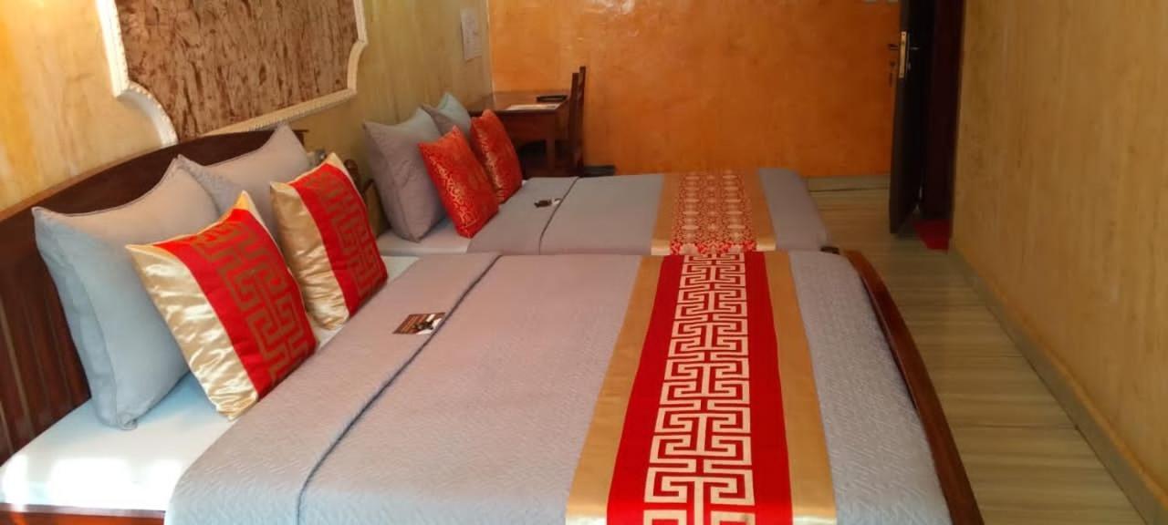 Tchang Hotel Restaurant Constellation מראה חיצוני תמונה